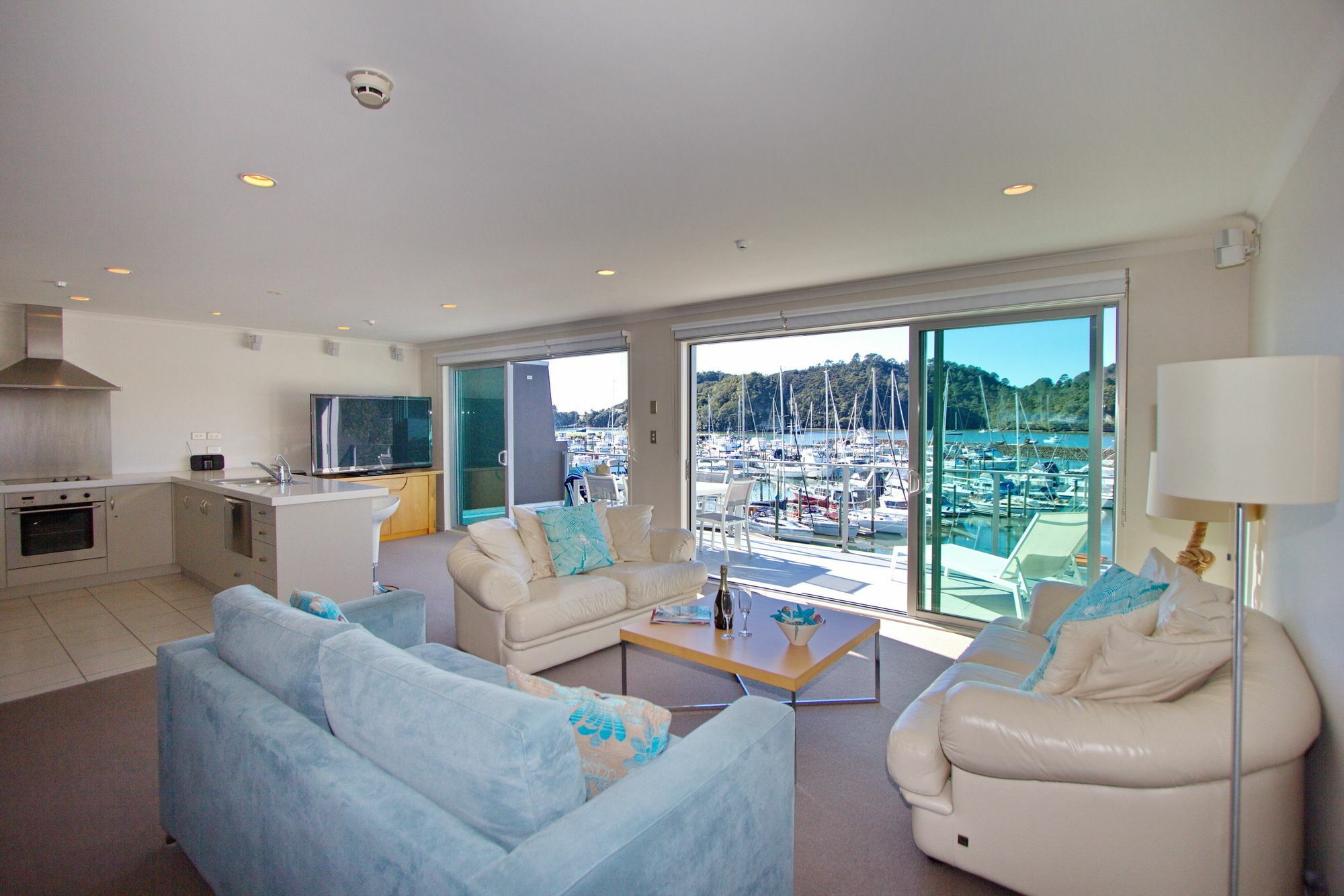 Marina Park Apartments Фитианга Экстерьер фото